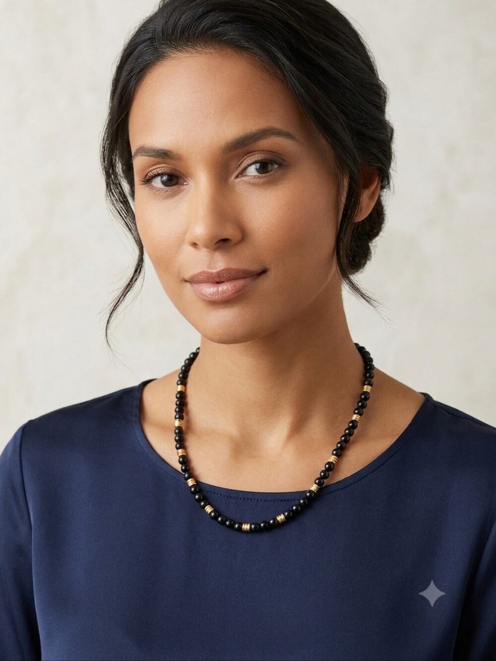 CAROLINA‎ HERRERA BLACK PEARL & GOLD WOMEN'S NECKLACE